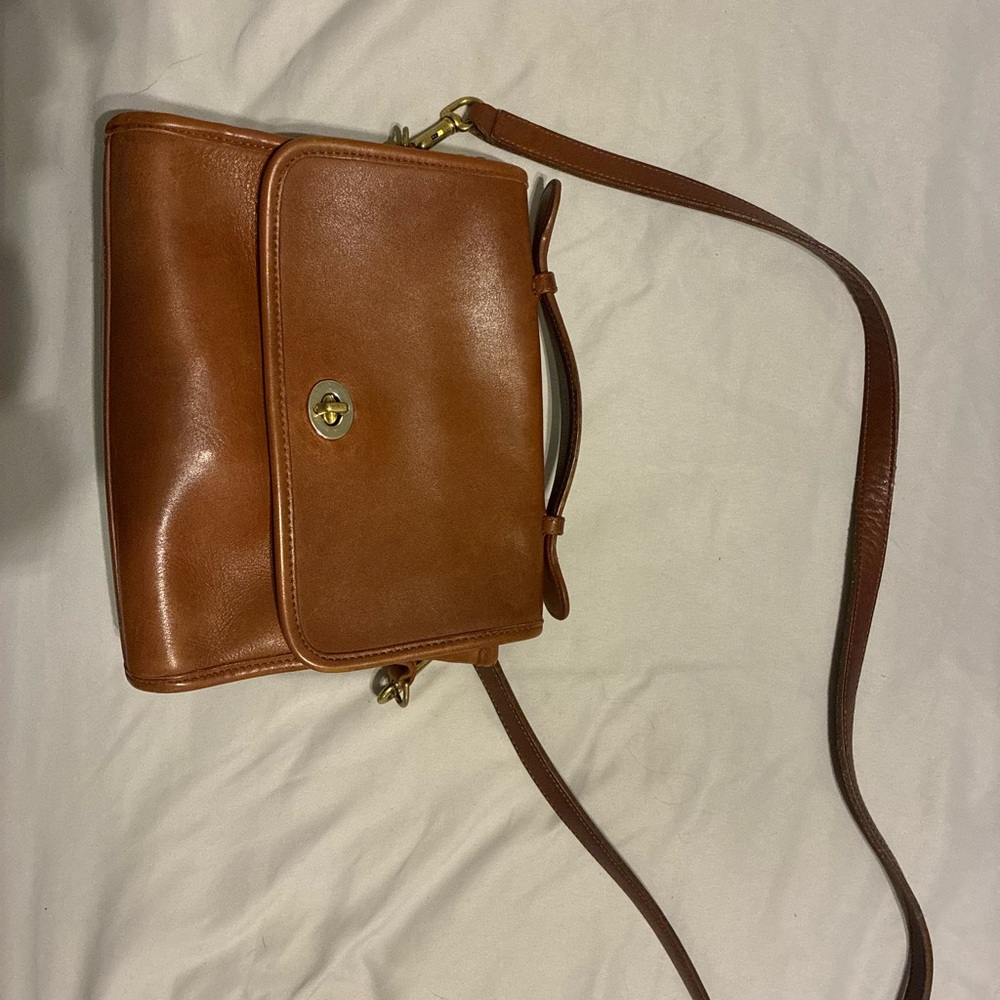 Vintage Coach 9870 Crossbody